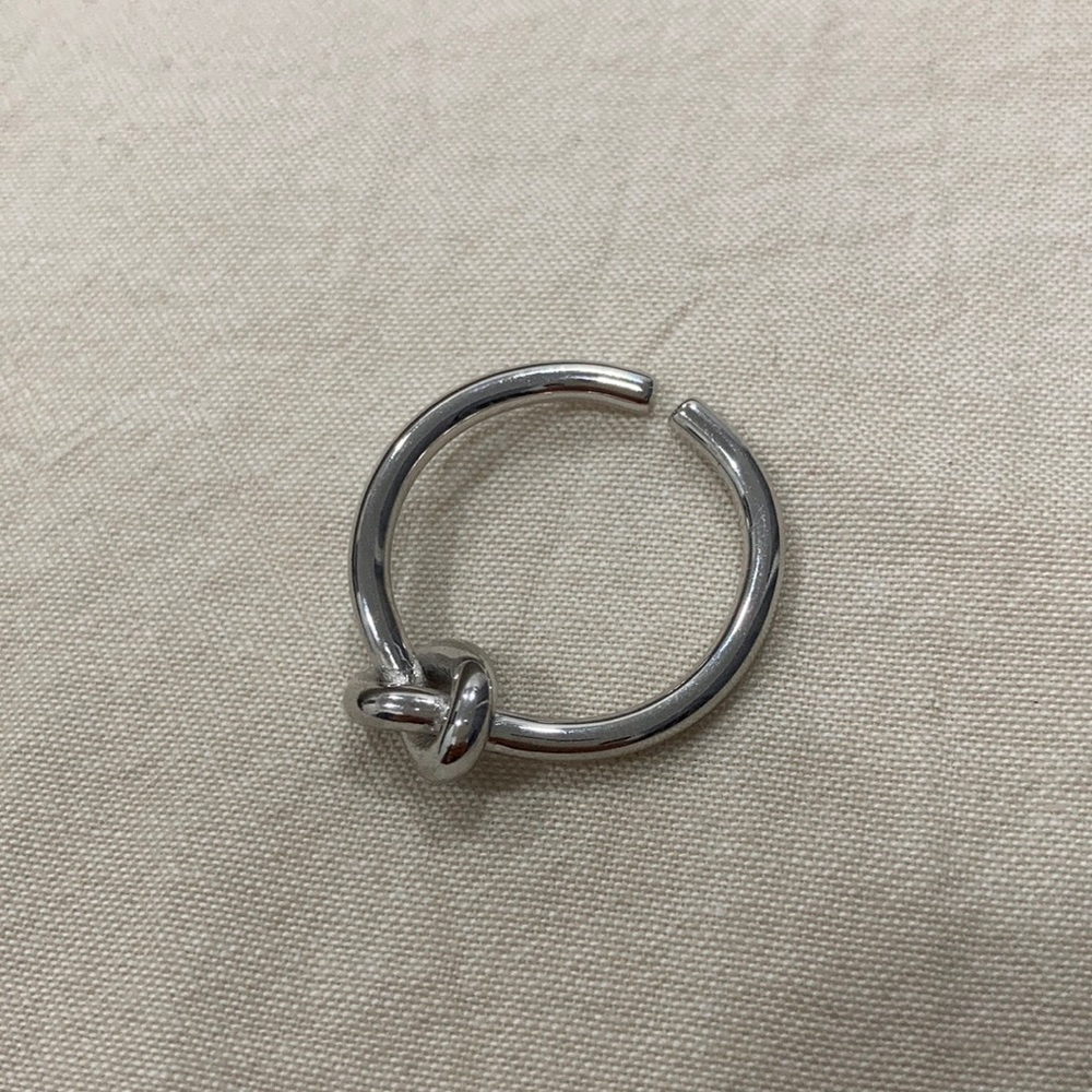 Silver knot ring